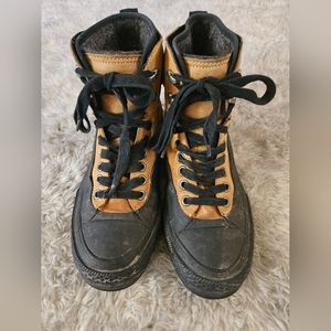 Winter Converse mens sz 7 women's sz 8.5